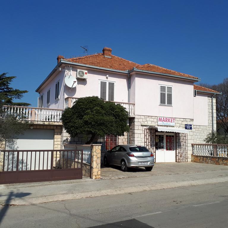 Apartment & Room'S Anni Ζαντάρ Εξωτερικό φωτογραφία